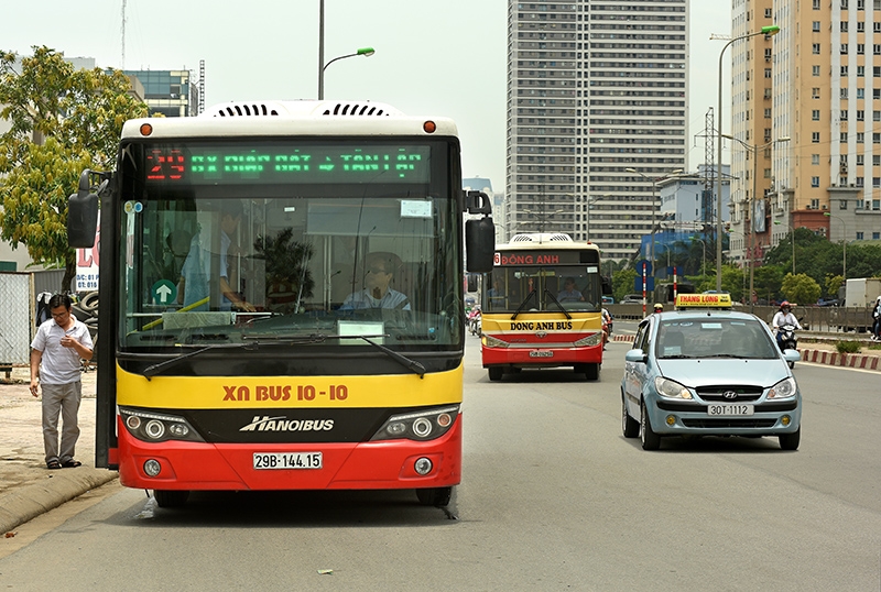 Hà Nội: Xe buýt vận hành trở lại từ hôm nay 23/4 ha noi xe buyt van hanh tro lai tu ngay 234