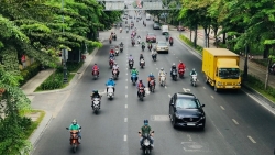 phim truong nhung ngay khong quen mua dich ha anh tu su ve ha noi sau cach ly