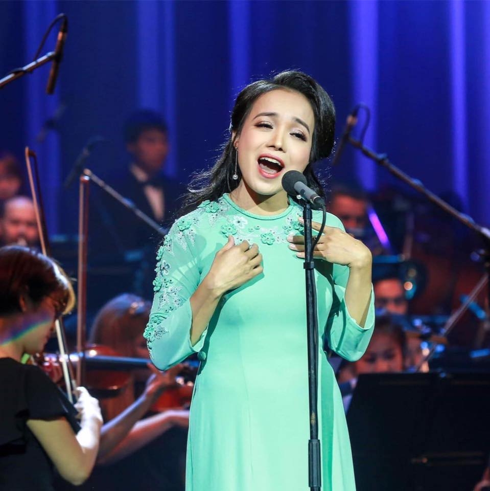 nhieu nghe si viet bi lua chiem tai khoan facebook khi lam dich vu xin tich xanh