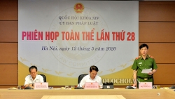 Ủy ban Pháp luật của Quốc hội tán thành bỏ sổ hộ khẩu, tạm trú