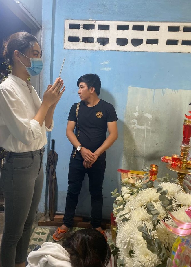 hoa hau luong thuy linh den vieng be trai tu vong trong vu cay phuong bat goc
