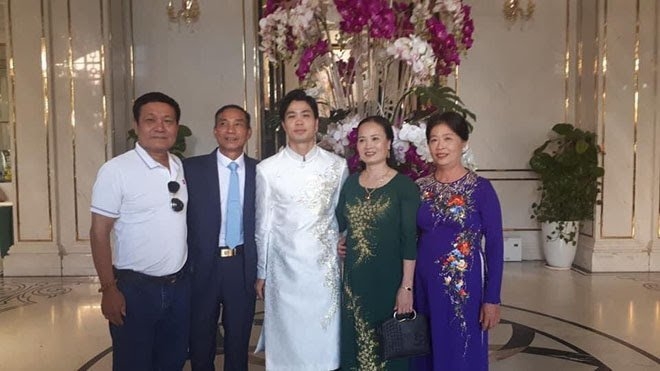 loat anh hiem trong le dinh hon cua cong phuong vien minh