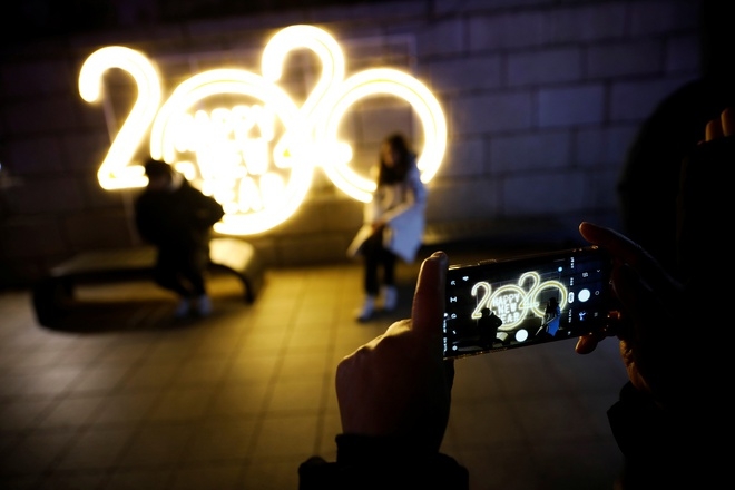 ca the gioi buoc vao nam 2020 ra sao