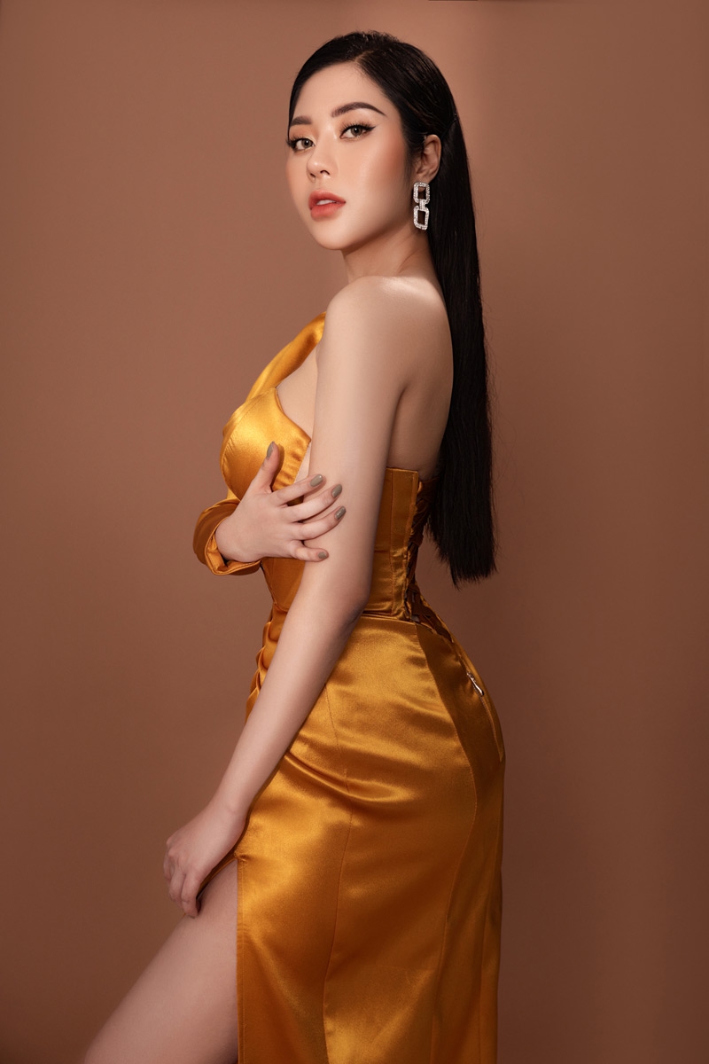 hoa hau to diep ha khoe than thai sac lanh trong bo anh moi