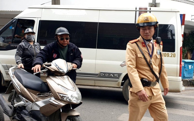 tu 2020 muc phat loi xe khong chinh chu tang gap doi