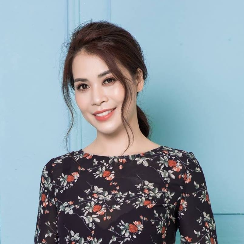 nhan sac ban gai moi kem 17 tuoi cua nghe si chi trung