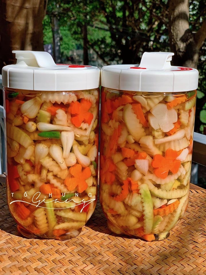cach lam dua muoi tong hop ca rot su hao cu kieu chong ngan ngay tet