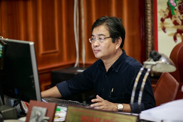 nguyen giam doc nha hat tuoi tre truong nhuan qua doi