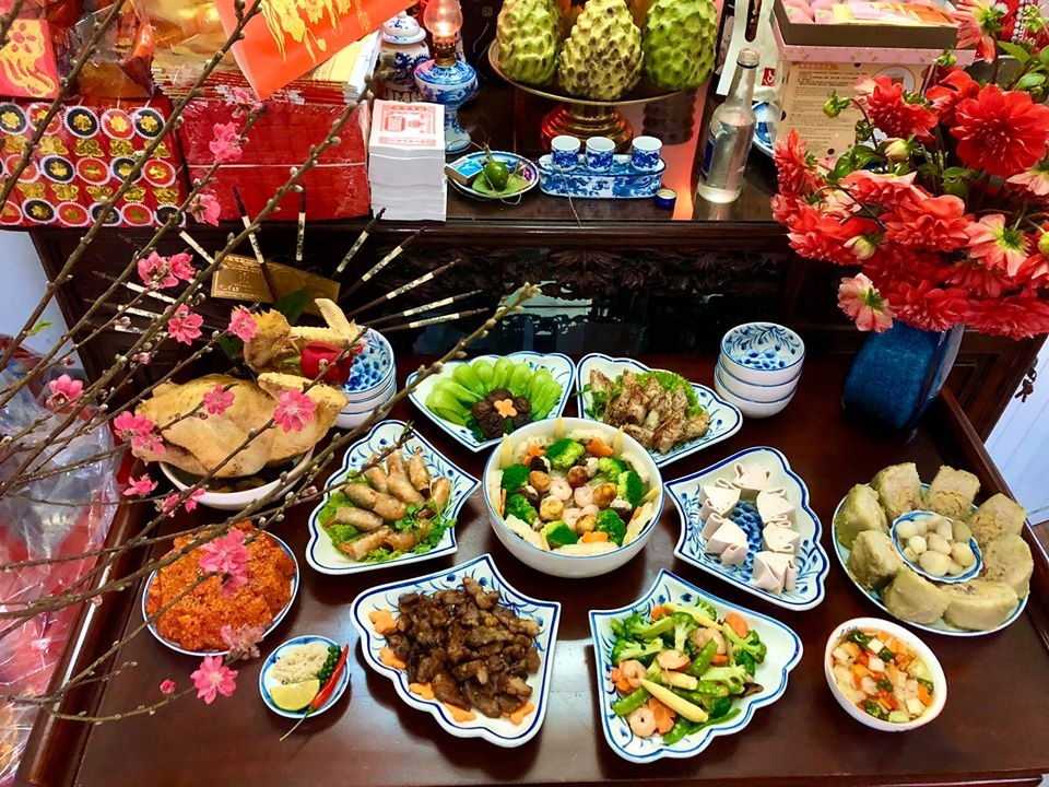 mon an ngay tet mien bac cau ki mien trung don gian mien nam an canh kho qua dau nam moi