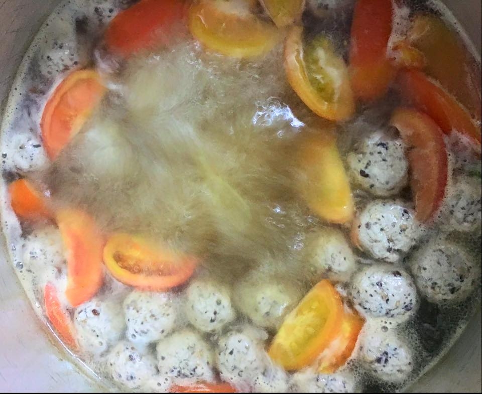cach lam bun suon chua doc mung an chong ngay hau tet nguyen dan