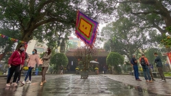 hang loat danh lam chua chien vang tanh nhu chua ba danh vi covid 19