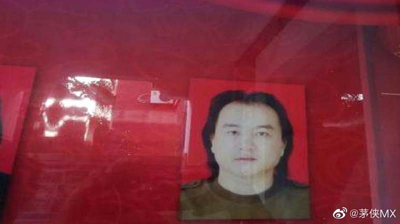 bi kich gia dinh dao dien trung quoc chet vi nhiem covid 19 khien cong chung dau xot