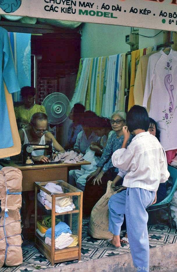nhip song ha noi qua nhung khu cho pho co nam 1991 1993