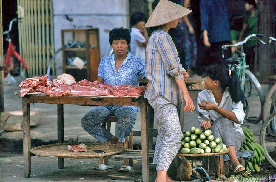 nhip song ha noi qua nhung khu cho pho co nam 1991 1993