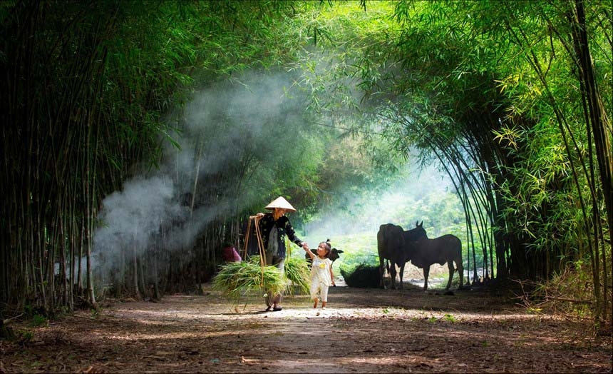 ngam hon que cu khien ai cung muon quay ve