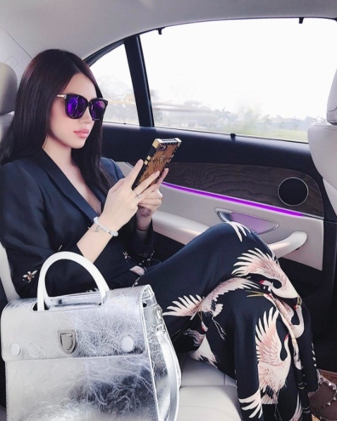 9x viet tren bao my xinh dep cuoc song nhieu nguoi khao khat