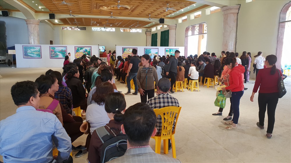 truyen ba chuyen vong bao oan chua ba vang moi nam thu tram ti