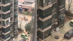 video hang chuc thanh nien di xe may dan hang ngang tren quoc lo 1a