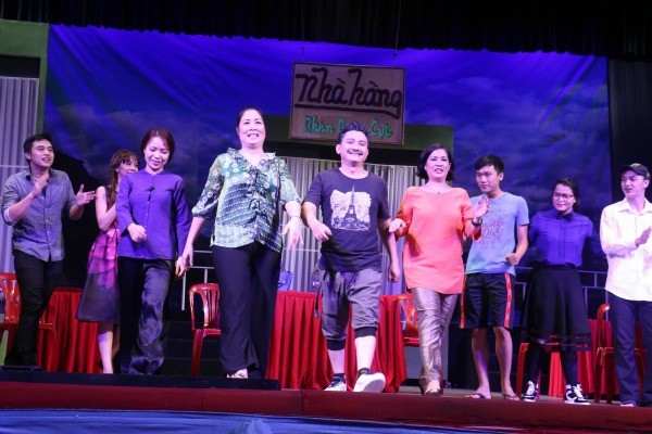 nghe sy hai anh vu va nhung vai dien de doi