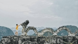 resort aroma len tieng sau khi bi to lua dao de doa khoa pug