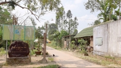 biet thu tram nam cua dai gia bat trang bi mat khong muon roi di