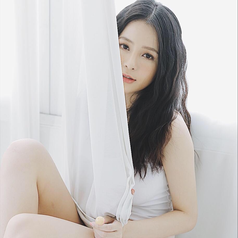 tram anh hot girl duoc pew pew to tinh la ai
