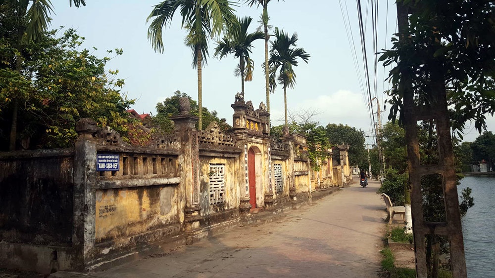 dieu dac biet o ngoi lang co nhung nha co bang 3 nha mat pho