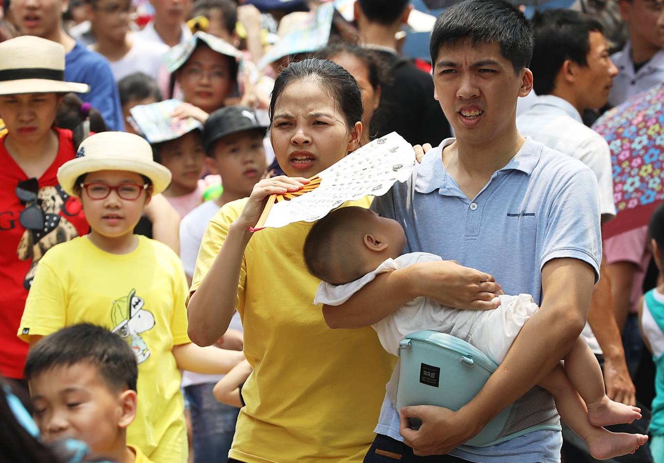nguoi ha noi do ra diem vui choi o ngoai thanh