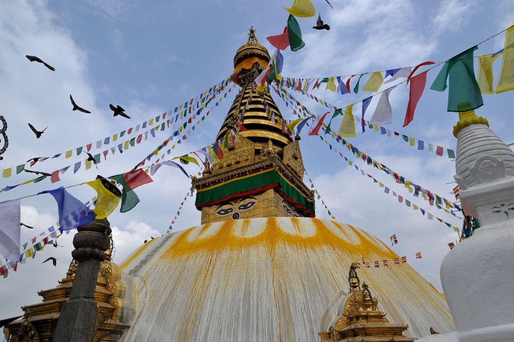 sac mau huyen bi trong nhung buc anh mung dai le vesak o cac quoc gia phat giao