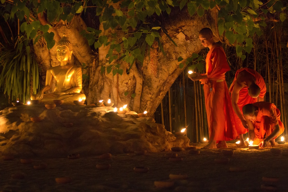 sac mau huyen bi trong nhung buc anh mung dai le vesak o cac quoc gia phat giao