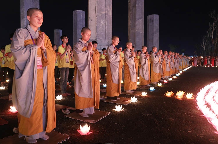dai le vesak 2019 xac lap 10 ky luc an tuong