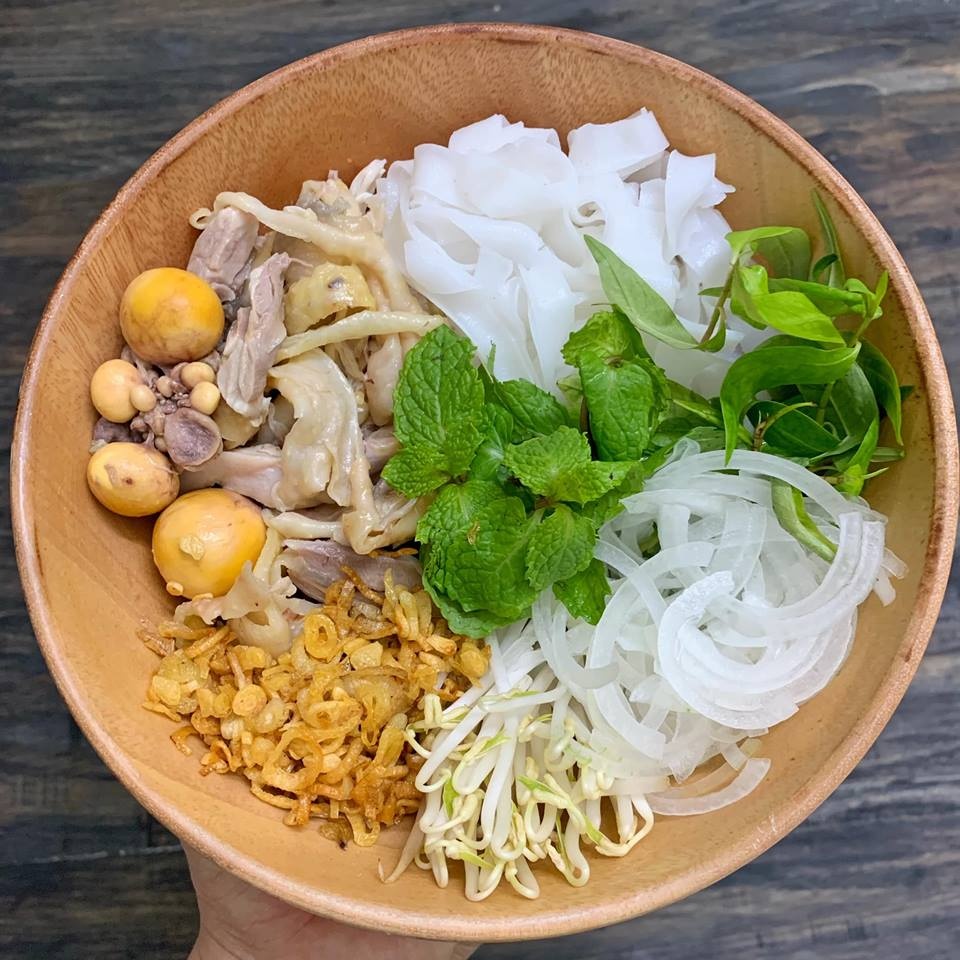 mon ngon de lam pho ga va che sau rieng suong sa hat luu