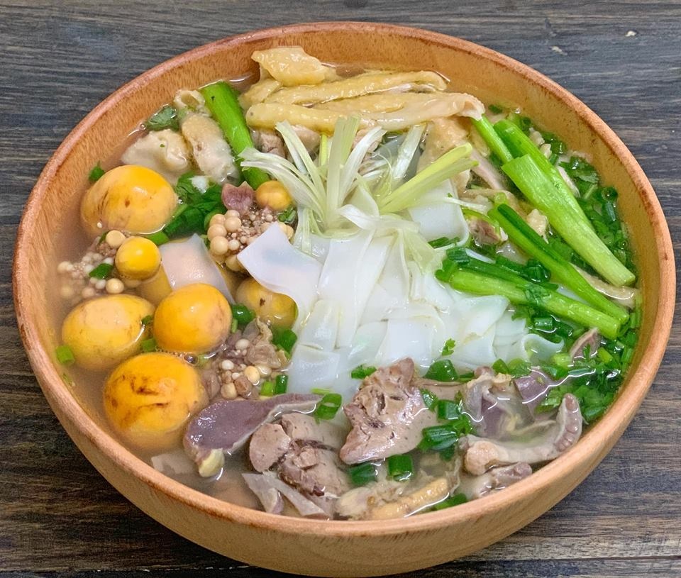 mon ngon de lam pho ga va che sau rieng suong sa hat luu