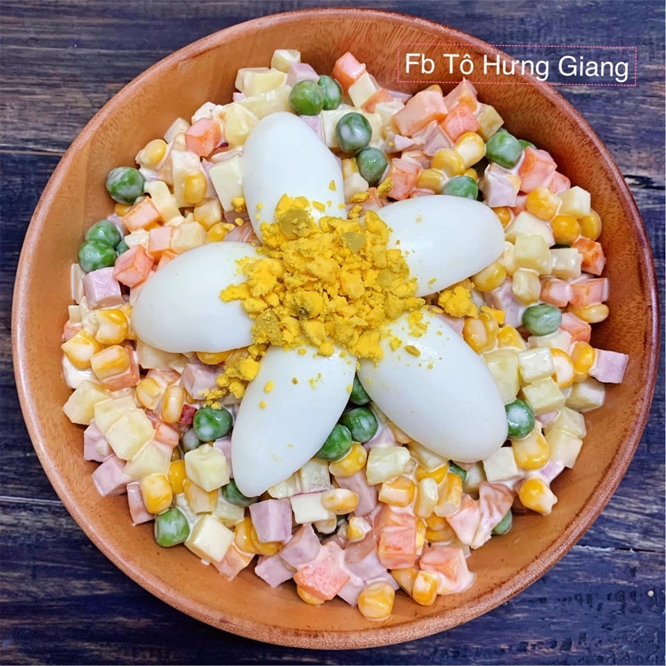 mon ngon de lam suon xao chua ngot an cung salad nga