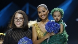 nha thiet ke ken nguyen vua qua doi la ai