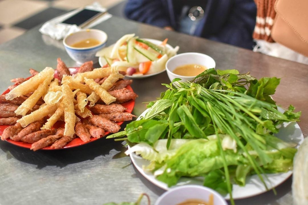 den da lat khong the bo qua banh uot long ga va loat mon ngon duoi day