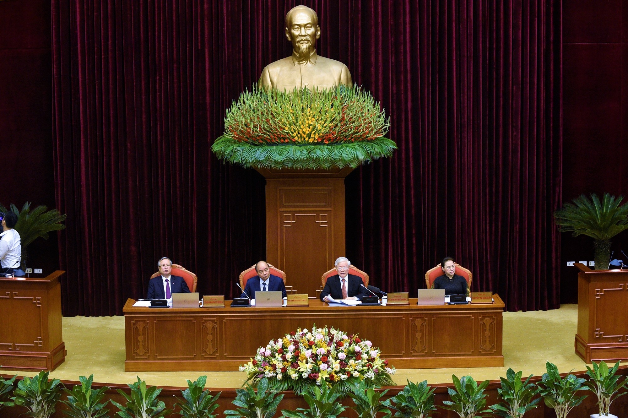khai mac hoi nghi trung uong lan thu 12
