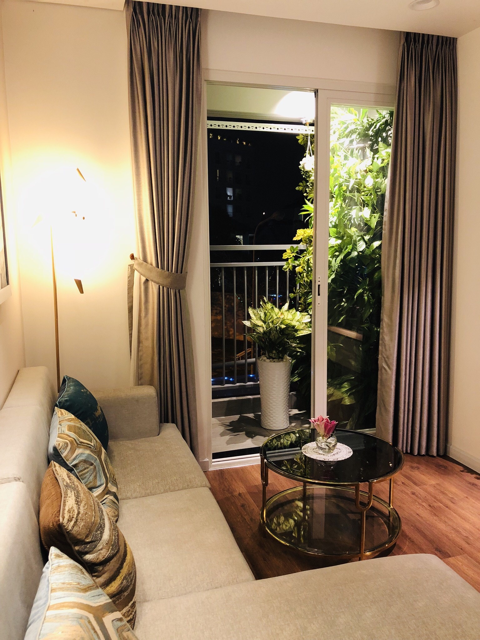 Căn bếp nhỏ nhưng là nơi nuôi dưỡng tình yêu của cặp vợ chồng trẻ ở Sài Gòn can bep nho nhung la noi nuoi duong tinh yeu cua cap vo chong tre o sai gon