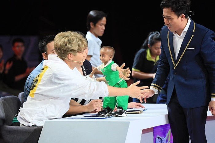 chuyen co tich co that ve nguoi thay nhan nuoi cau be ti hon 10 tuoi nang 39 kg