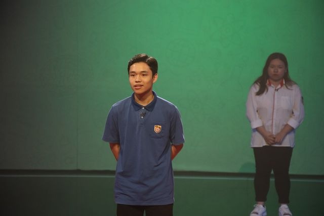 chuoi ngay ap luc khung khiep cua cau lop truong thi truot lop 10 cong lap