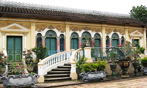 nhung ngoi nha co dep nhat viet nam co chieu day lich su