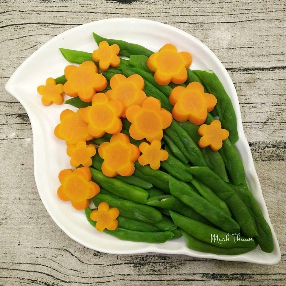 ngam nhung dia rau luoc xanh muot dep tuyet nhu mot vuon rau nghe thuat