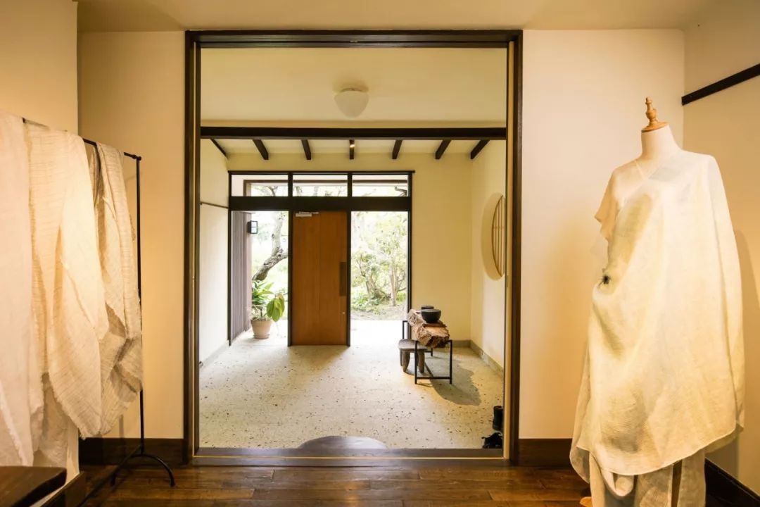 40 nam song tren nui cap vo chong nguoi nhat nhan ra y nghia cuoc doi