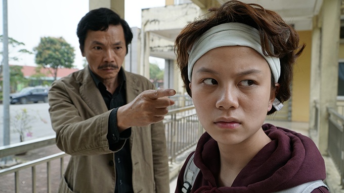 bao han ve nha di con la ai