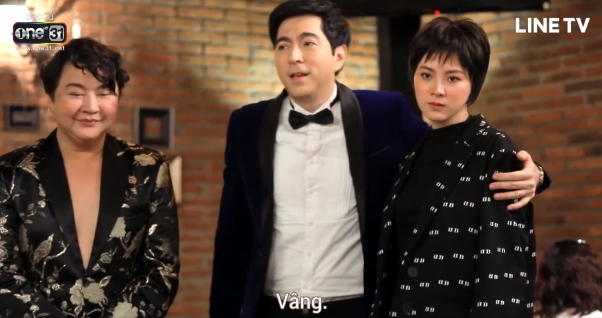 chiec la cuon bay tap 8 chat to tinh voi nira nhung co tu choi trong nuoc mat