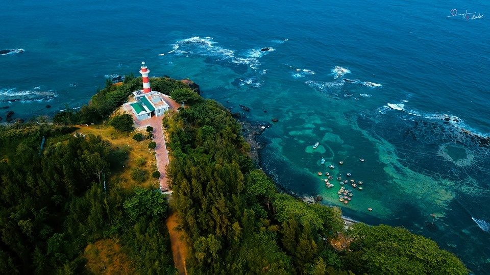 Quảng Ngãi đẹp hùng vĩ, thanh bình trong loạt ảnh flycam quang ngai dep hung vi thanh binh trong loat anh flycam