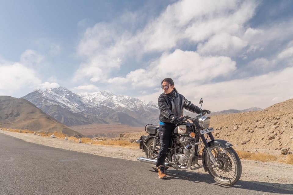 hoang le giang la ai vi sao phai xin loi cong dong mang