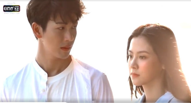 chiec la cuon bay tap 10 chad va nira quyet dinh di qua gioi han