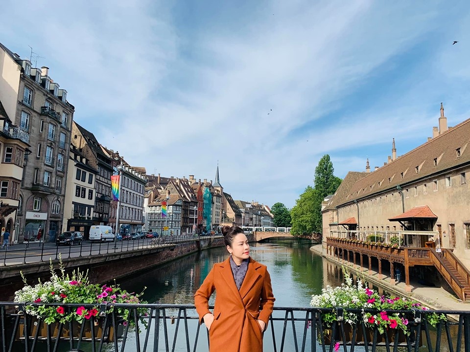 bi mat trom 5 ty dong ca sy nhat kim anh giau co co nao