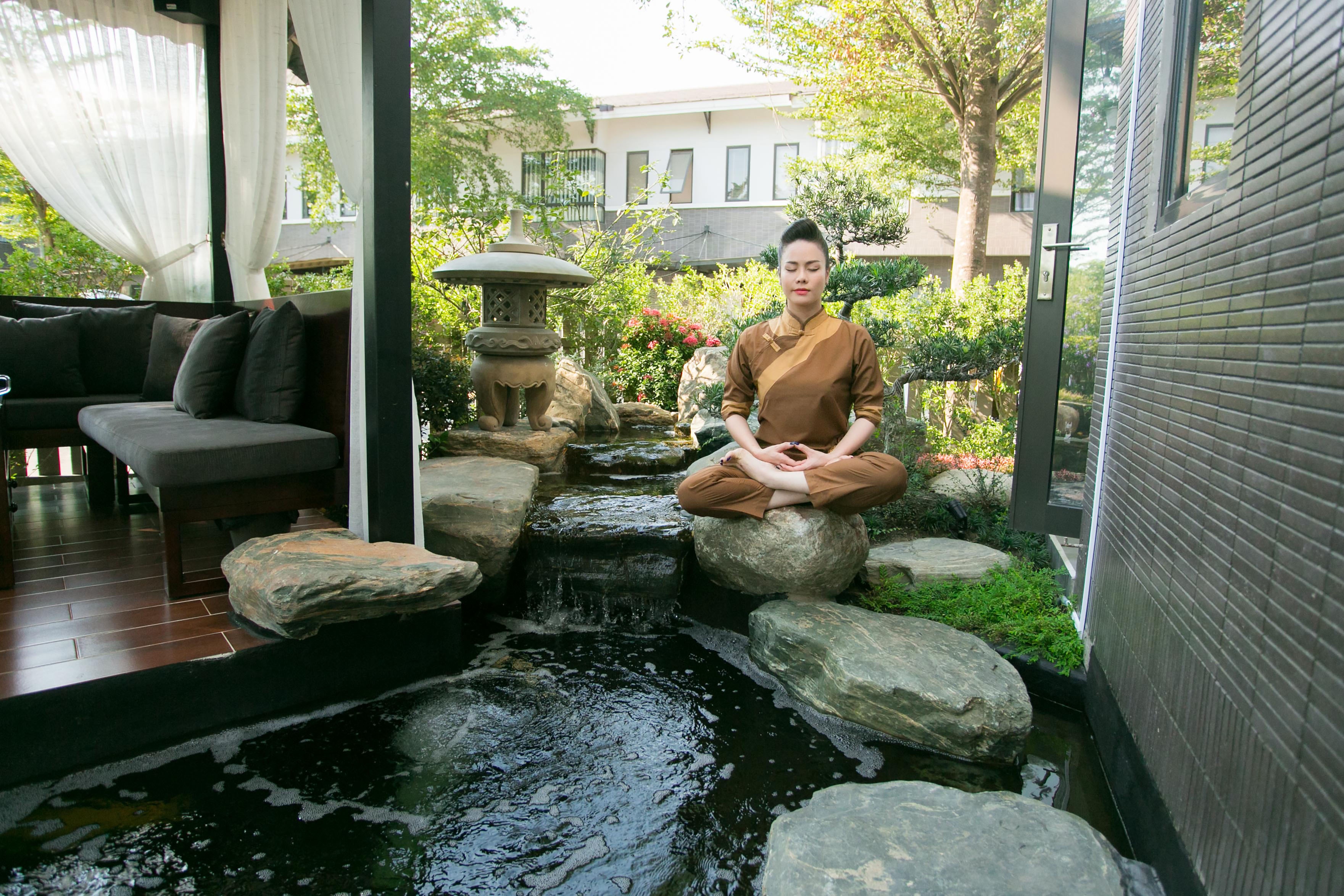 bi mat trom 5 ty dong ca sy nhat kim anh giau co co nao